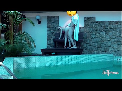 ❤️ Giimbitar sa amo ang katabang sa pool, apan dili makasukol sa init ❤️ Sex video sa amon ceb.bestsexporno.ru ❌️