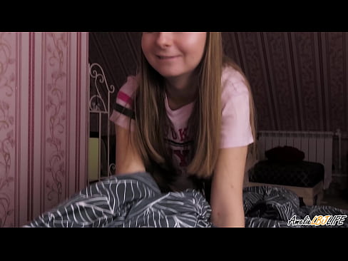 ❤️ Si Blondie misuso pag-ayo sa iyang BFF ug Nakuha ang cum sa iyang baba ❤️ Sex video sa amon ceb.bestsexporno.ru ❌️